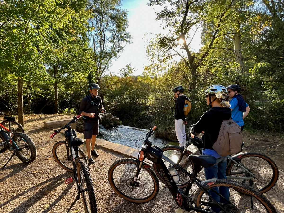 Aix eBike & Guide